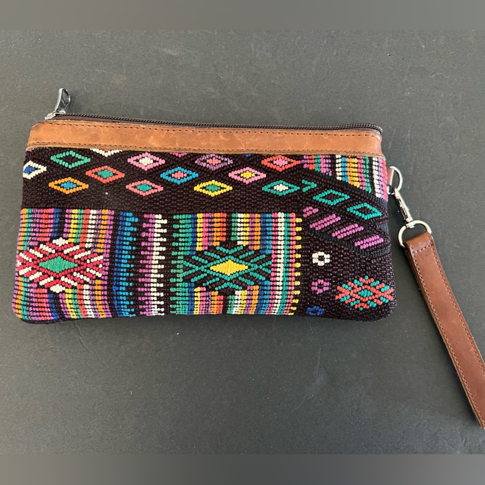 Nina and co Artisan handmade one of a kind  embroidered leather clutch bag purse - Picture 8 of 15